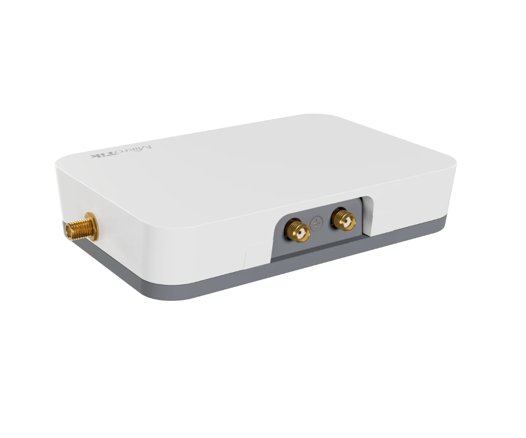 RB924iR-2nD-BT5-BG770A-R11e-LR8G-MikroTik LoRa IoT Gateway KNOT LR8G Kit - GPS, LTE CAT-M1/NB2 ve PoE Destekli Akıllı Endüstriyel Saha Ağ Geçidi