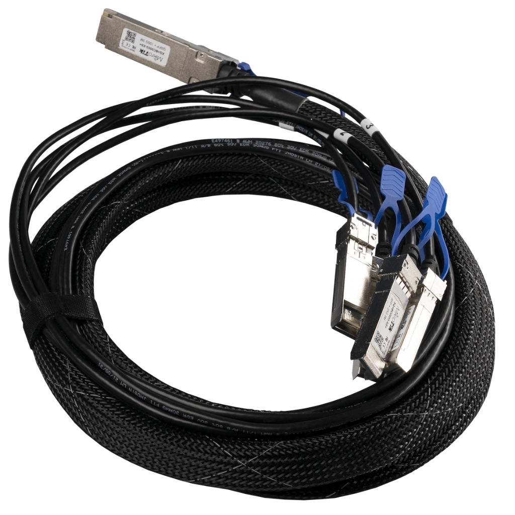 -MikroTik XQ+BC0003 XS+ QSFP28 to 4x SFP28 Pasif DAC Kablo 3m, 100G Hız, 25G Dağıtım